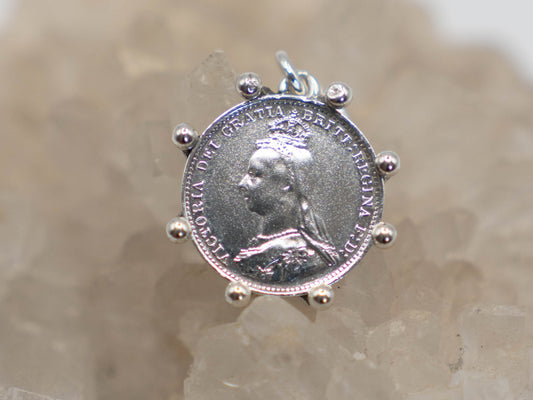 Unrealistic Entitlement to Wealth Pendant