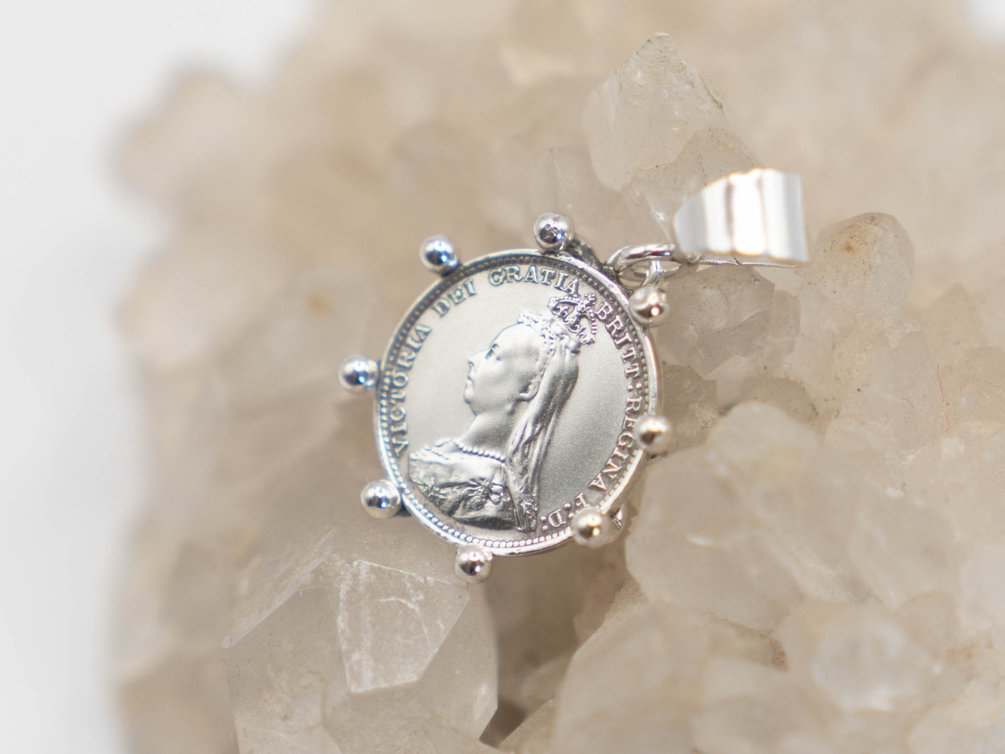 Unrealistic Entitlement to Wealth Pendant